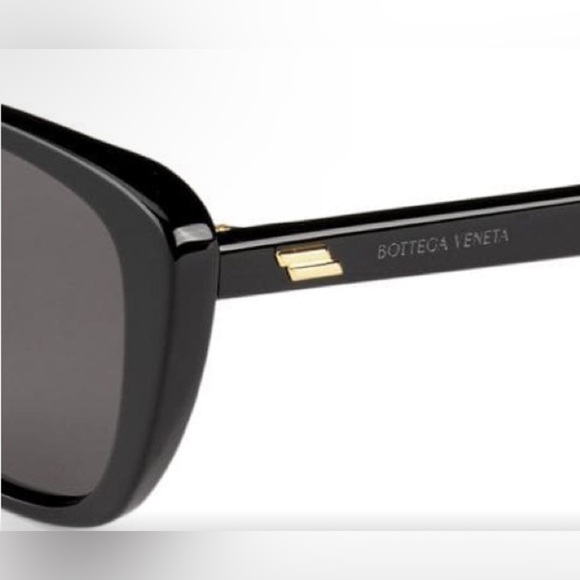 Bottega Veneta Sunglasses NWT - Picture 3 of 7